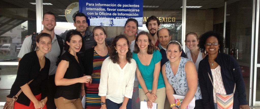 Medical students on Spanish immersion in Costa Rica