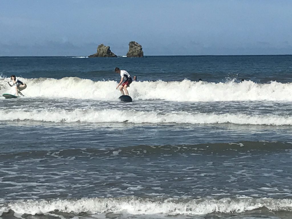 Learning how to surf on Spanish immersion in Costa Rica