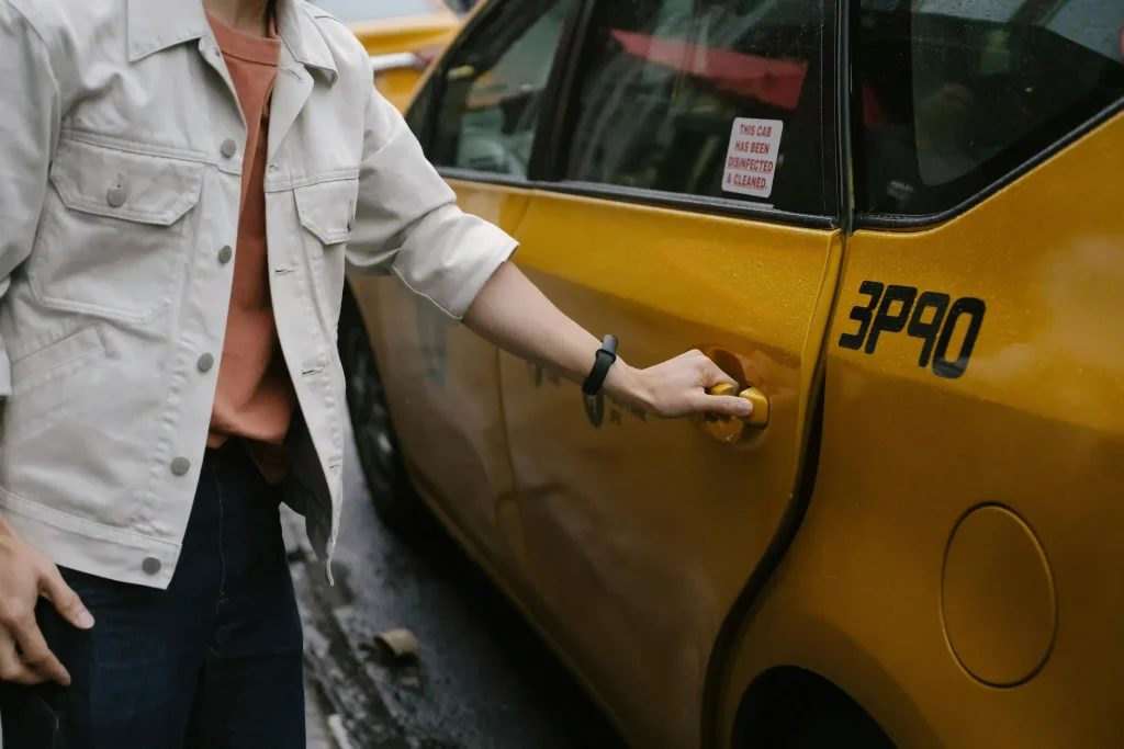 Spanish Phrases for Arranging Private Transportation